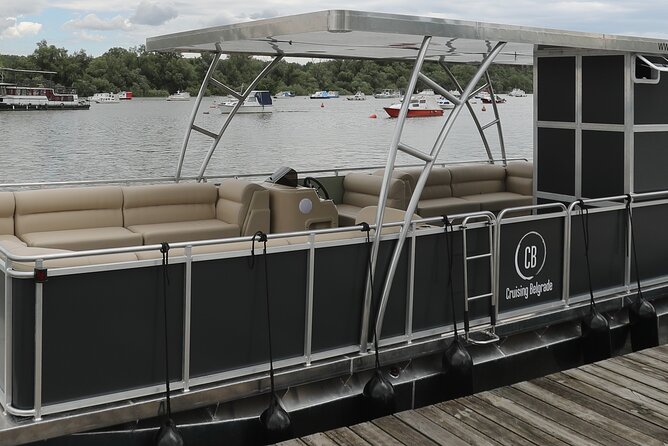 2 hours / Sightseeing Boat cruise Drinks Included - The Pobednik monument from the water