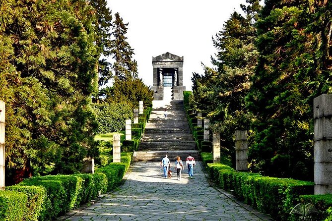 Avala Mountain Private Tour - Leaving Belgrade for Avala Mountain