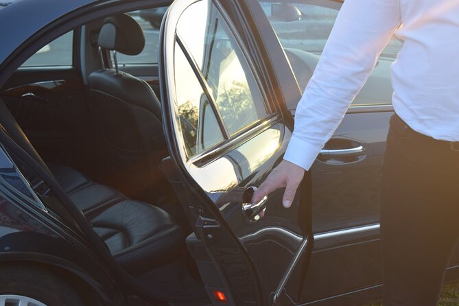 Belgrade Airport to City Center Transfers - The driver can add useful local help