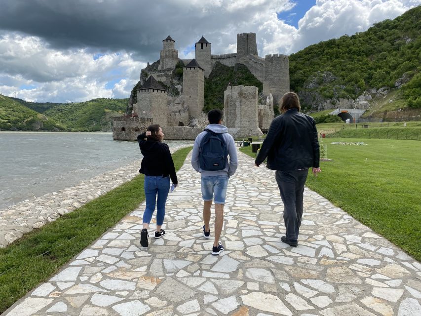 Belgrade: Golubac Fortress w/Iron Gate Speed Boat Ride - The short transfer and the switch from stone to water