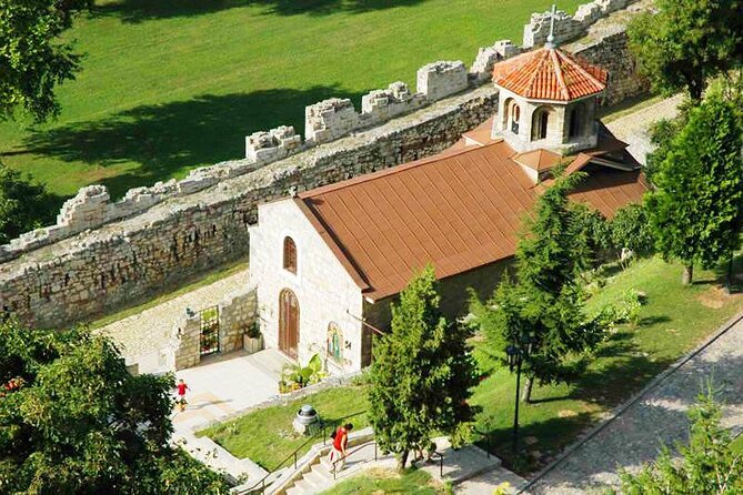 Belgrade Old City 2-Hour Walking Tour - The fortress gates, Roman well, and Kalemegdan return