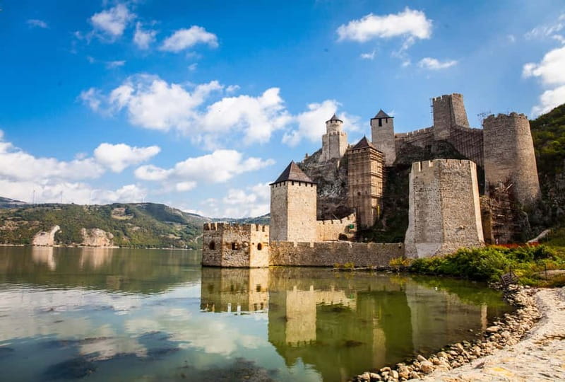 BelgraIde: Iron Gate Park, Speedboat Ride, and 2 Viewpoints - Golubac Fortress and the Hat Tower