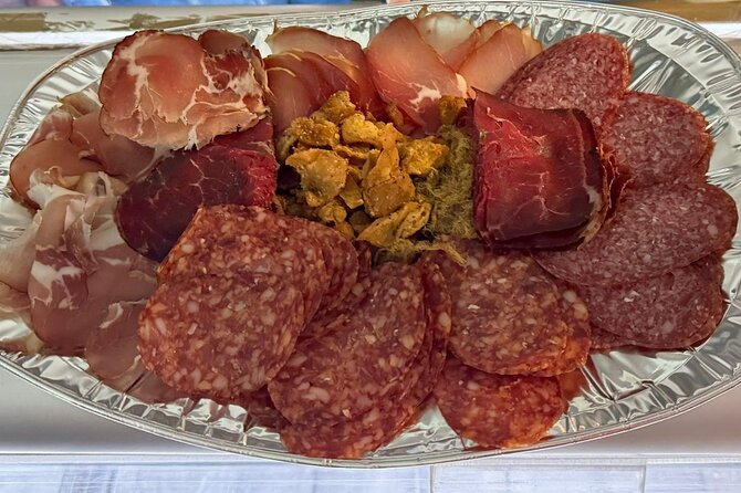 Culinary Tour - get to know the Serbian food. Come hungry! - Skadarlija brings food, drink, and old-city atmosphere