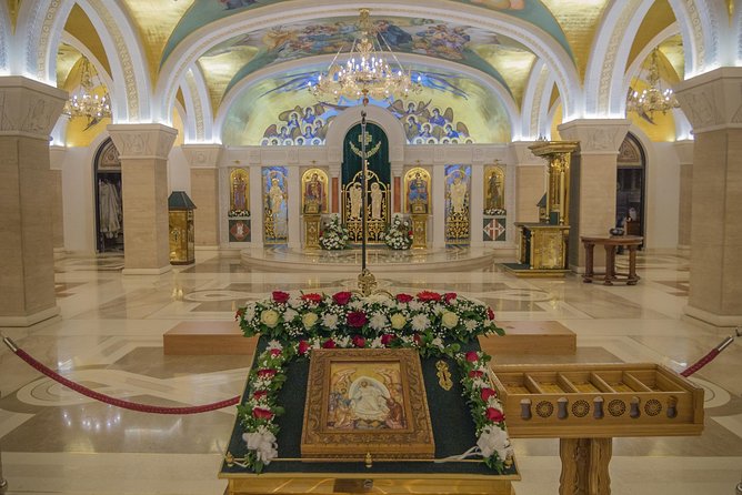 Feel Belgrade panoramic sightseeing - Forty-five minutes at the House of Flowers