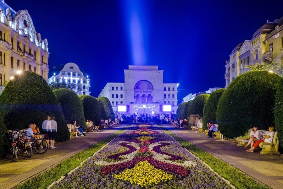 From Belgrade: Private Day Trip to Romania - Walking Through Cetate’s Austro-Hungarian Center