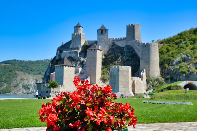 Iron Gate NP Tour with 1-hour speedboat ride + 2 viewpoints - Golubac Fortress and the first look at the Danube
