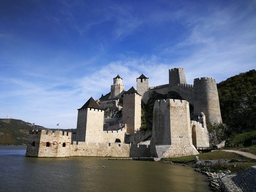 Iron Gate Tour: Golubac Fortress, Lepenski Vir+National Park - Through Đerdap National Park beside the Danube