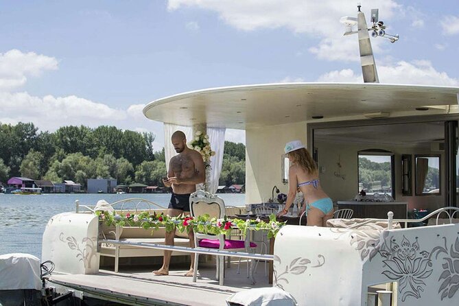 Private Boat Tour in Belgrade - What kind of boat outing is this?