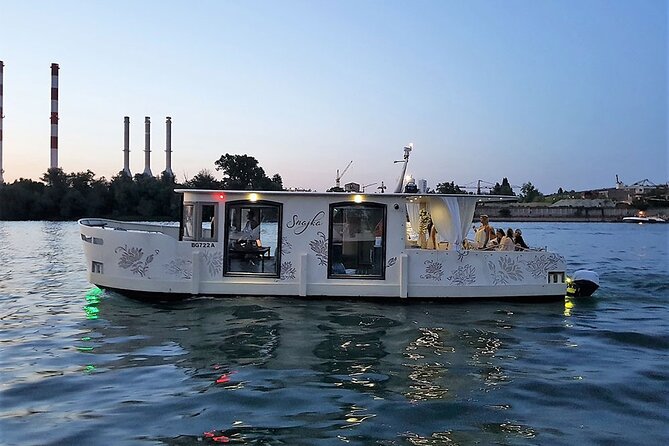 Private Boat Tour in Belgrade - The price makes sense for a large group