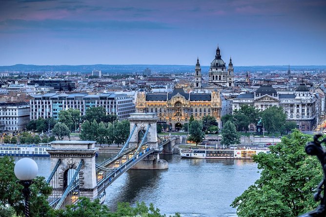Private Day Trip To Budapest From Belgrade - Crossing the Chain Bridge into Pest