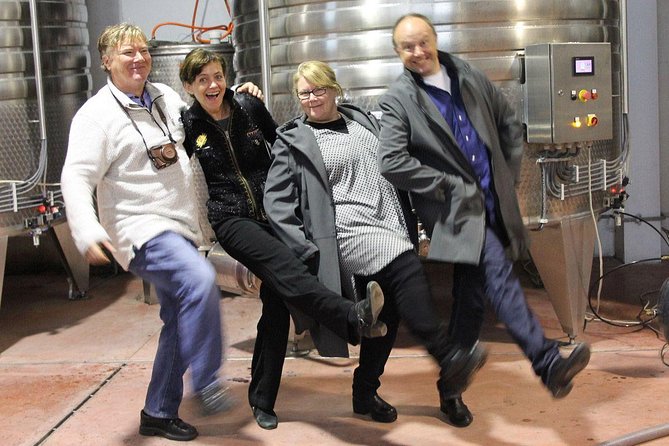 Small Group Wine Tour in Sumadija Wine Region - What the guide adds to the day
