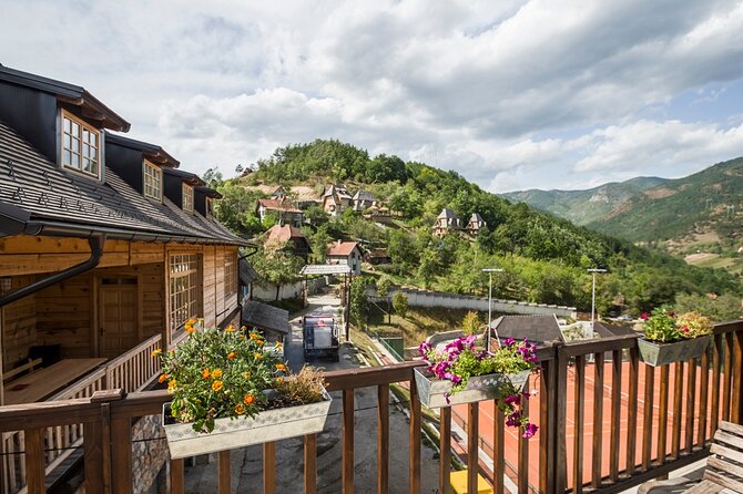 Western Serbia: Drina River House & Mokra Gora (Sargan 8 + Drvengrad) - Riding Sargan 8 from Mokra Gora